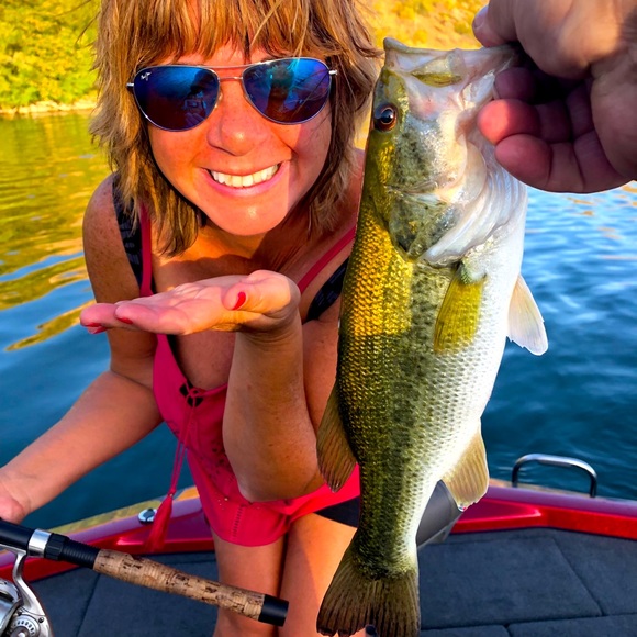 Meet your Posher, Whendy - Picture 1 of 1